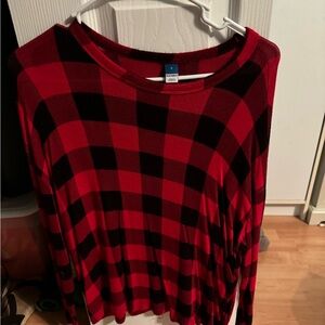 Buffalo plaid long sleeve

Size: Small

Pet and smoke free